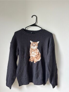 Tag Black Crewneck Sweater with Orange Tabby Cat